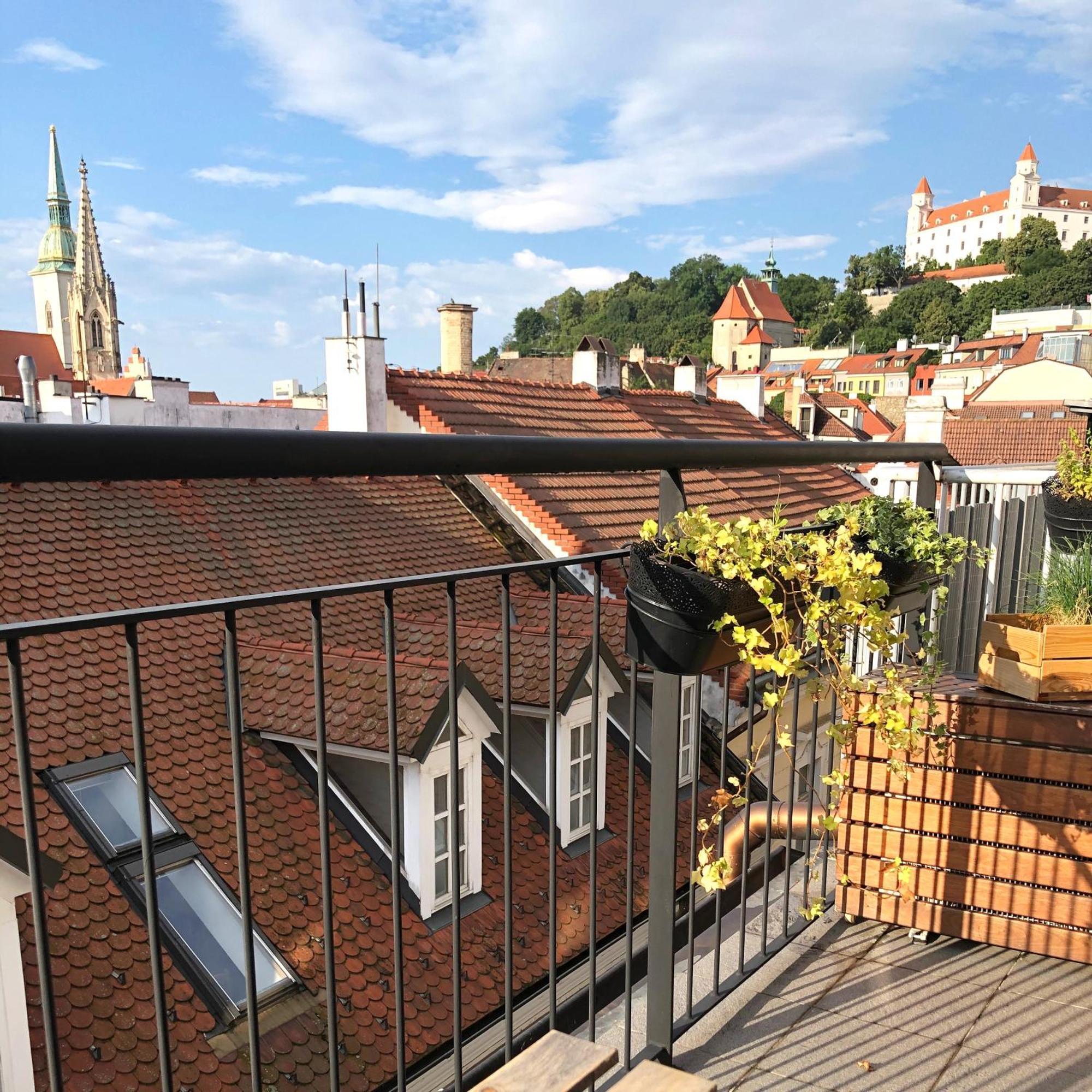 Apartments Bastova, Stela & Mia Apartments Bratislava Dış mekan fotoğraf