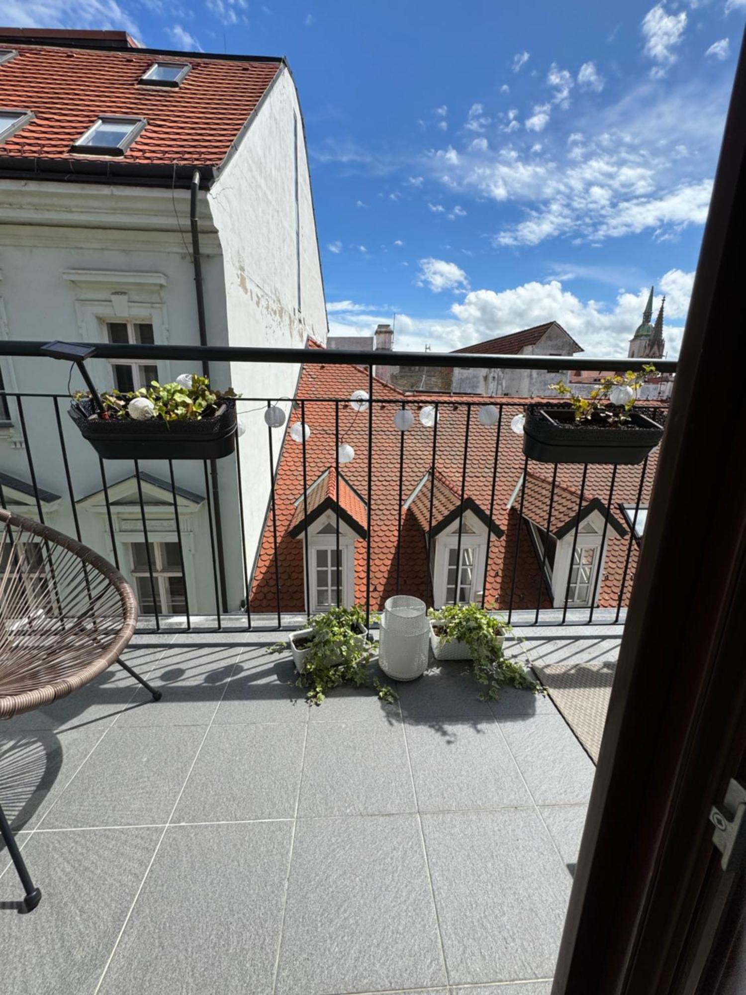 Apartments Bastova, Stela & Mia Apartments Bratislava Dış mekan fotoğraf